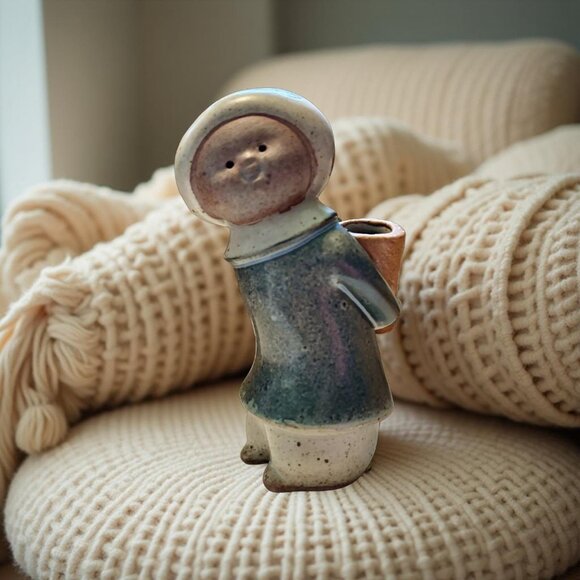 Vintage Japan Ceramic Child Vase Mid Century Figurine with Basket Whimsical Kawa - Picture 7 of 9